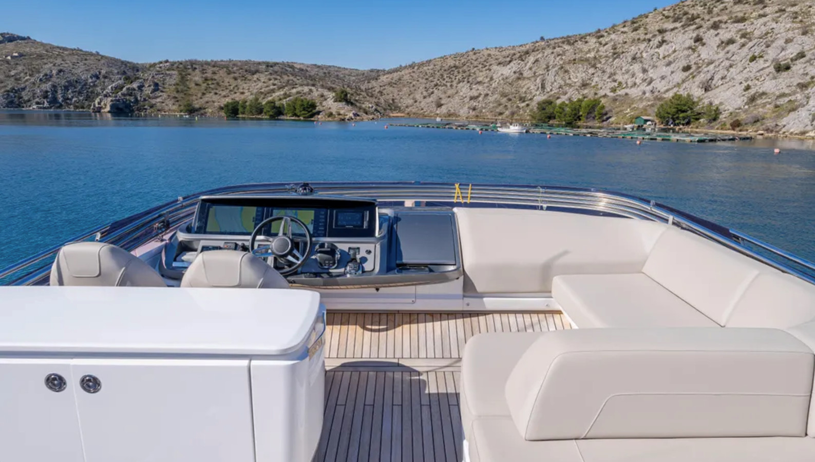 https://arconyachts.ams3.digitaloceanspaces.com/120453/conversions/large_4719837-optimize.jpg