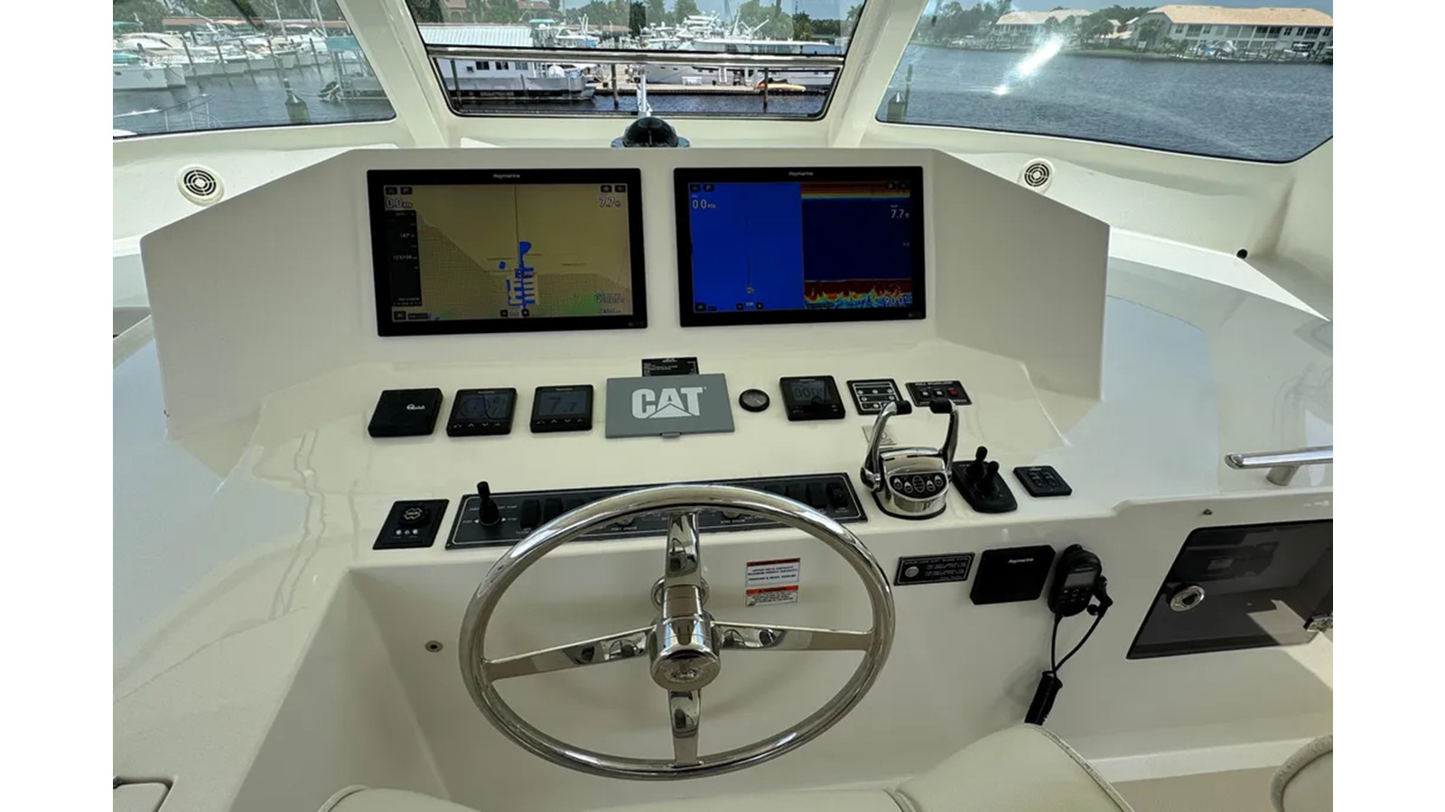 https://arconyachts.ams3.digitaloceanspaces.com/120518/conversions/large_4730766-optimize.jpg