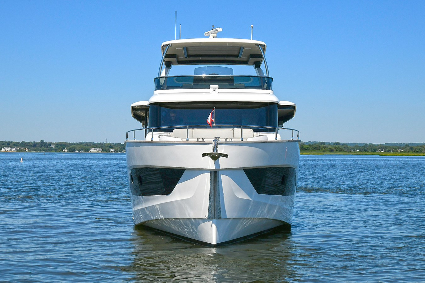 https://arconyachts.ams3.digitaloceanspaces.com/120548/conversions/large_4759950-optimize.jpg