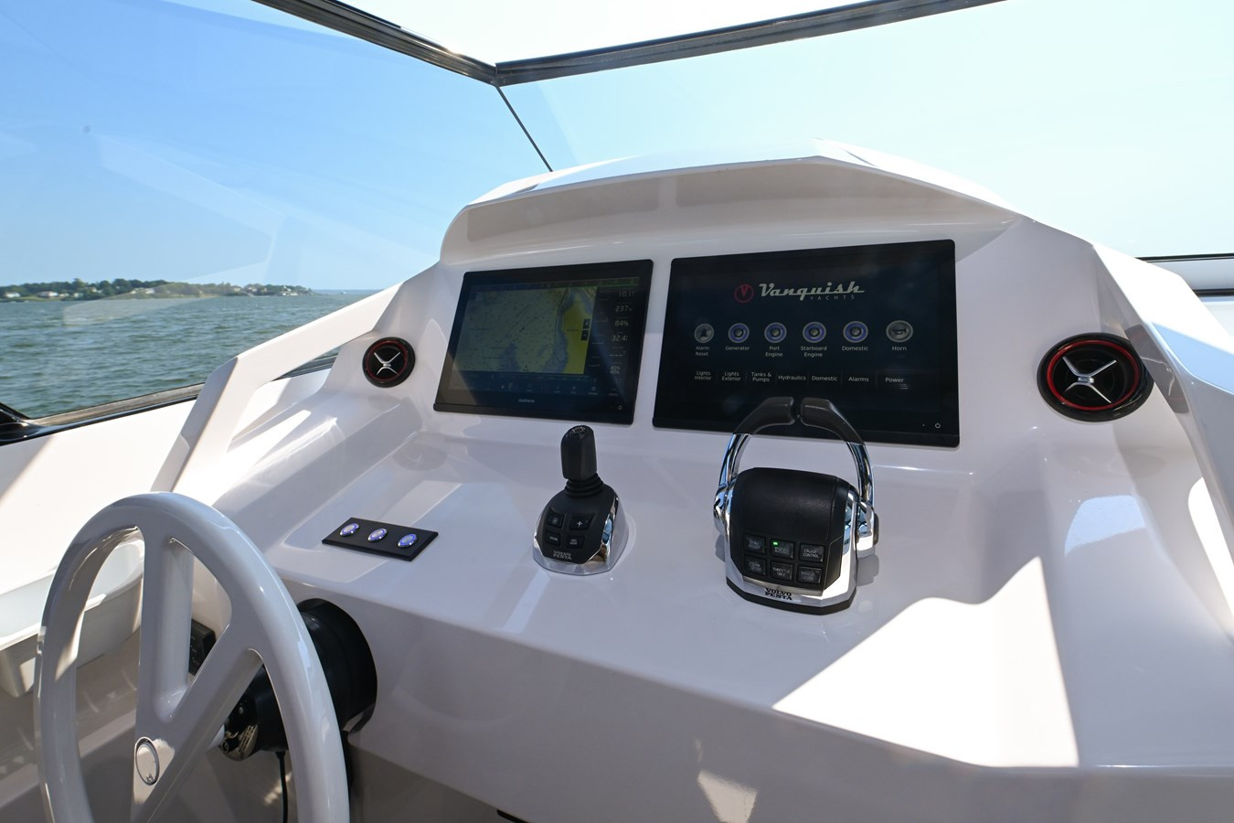 https://arconyachts.ams3.digitaloceanspaces.com/120554/conversions/large_4745641-optimize.jpg