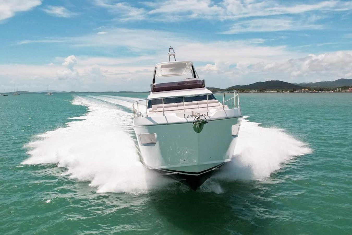 https://arconyachts.ams3.digitaloceanspaces.com/120697/conversions/large_4803615-optimize.jpg