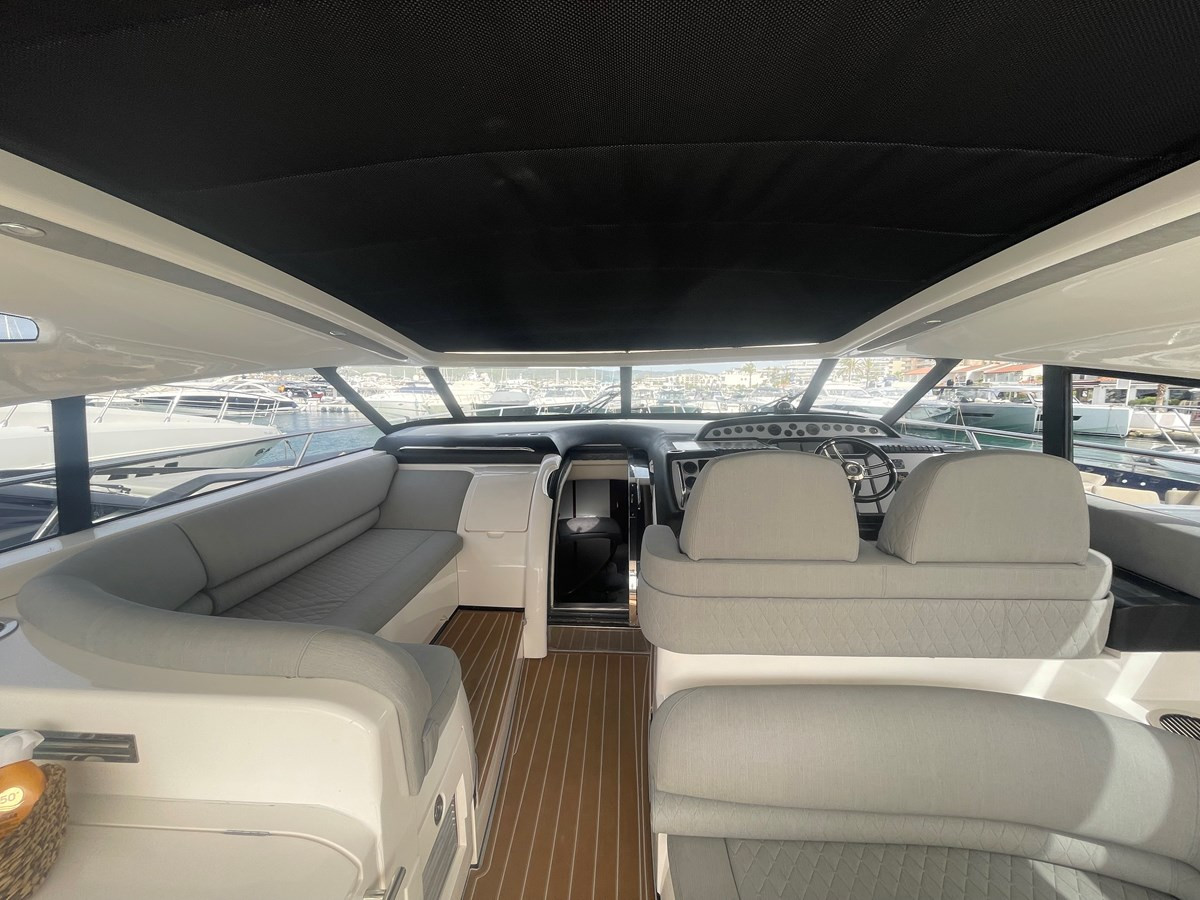 https://arconyachts.ams3.digitaloceanspaces.com/120794/conversions/large_4304515-optimize.jpg