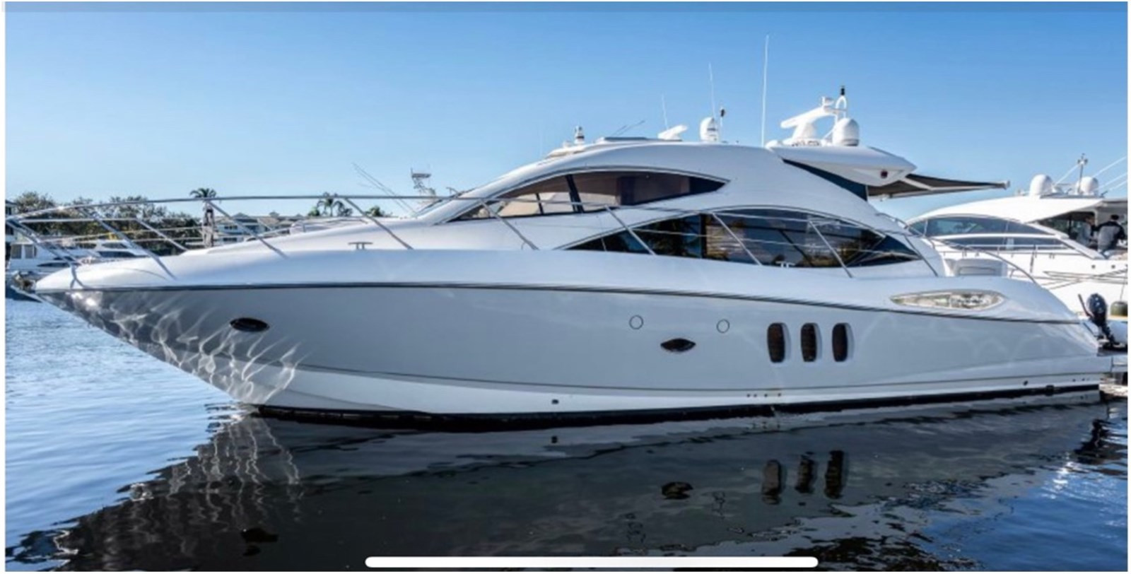 https://arconyachts.ams3.digitaloceanspaces.com/120797/conversions/large_3545055-optimize.jpg