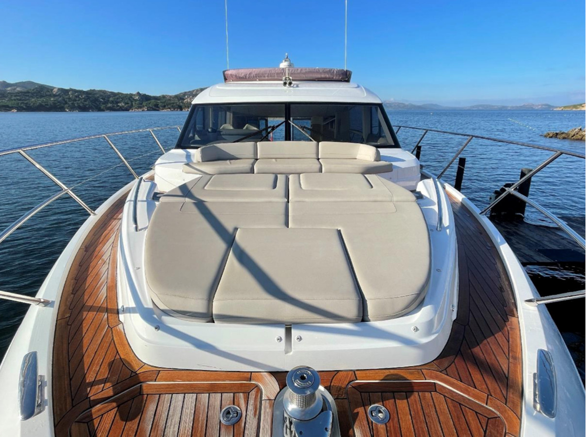 https://arconyachts.ams3.digitaloceanspaces.com/120845/conversions/large_4440362-optimize.jpg