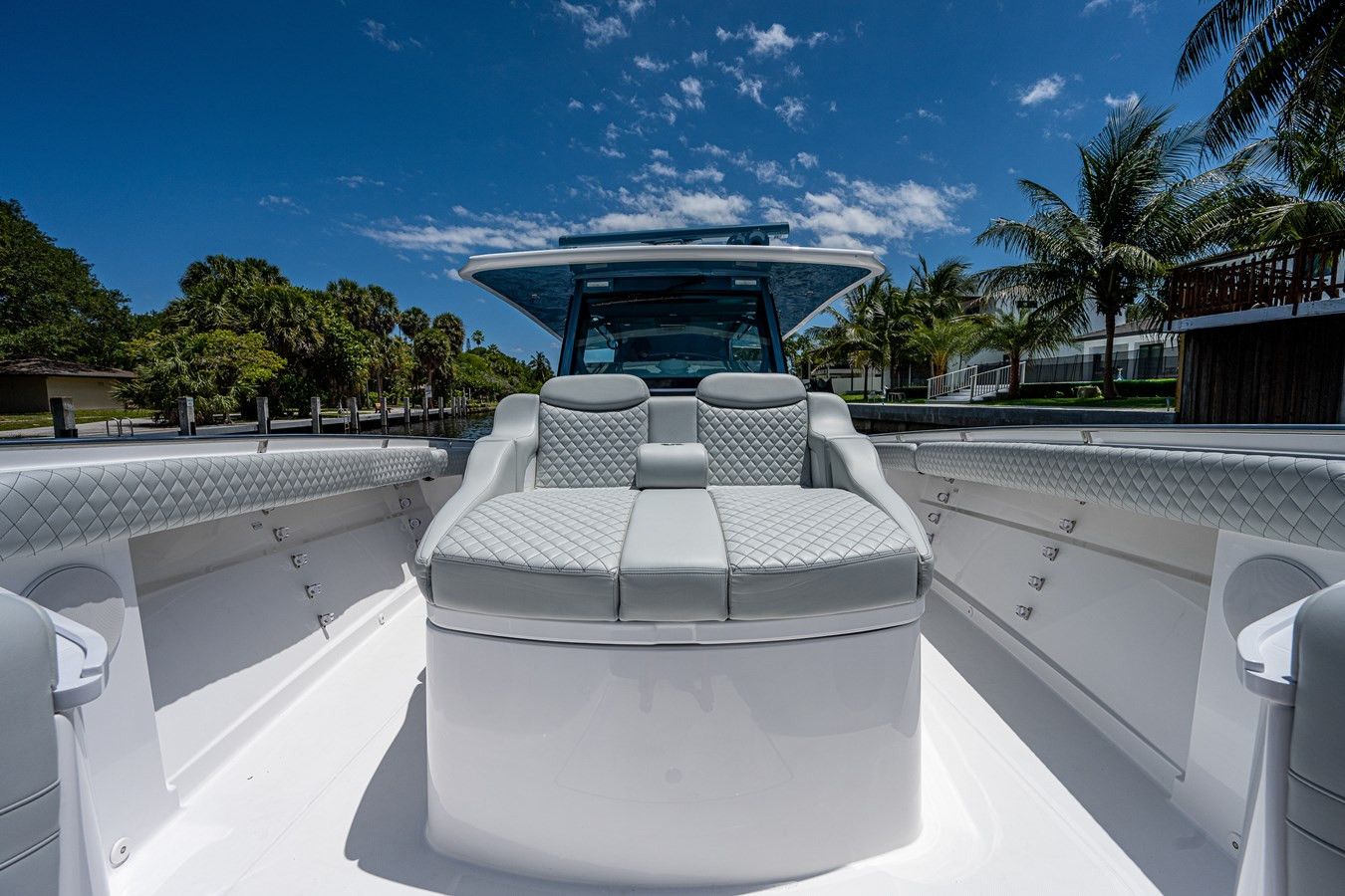 https://arconyachts.ams3.digitaloceanspaces.com/120899/conversions/large_4658324-optimize.jpg