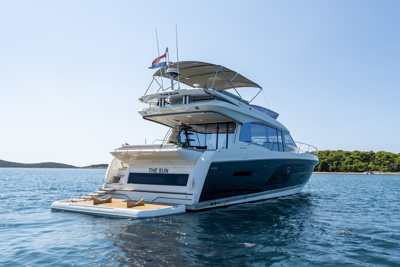 https://arconyachts.ams3.digitaloceanspaces.com/121291/conversions/large_4803248-optimize.jpg