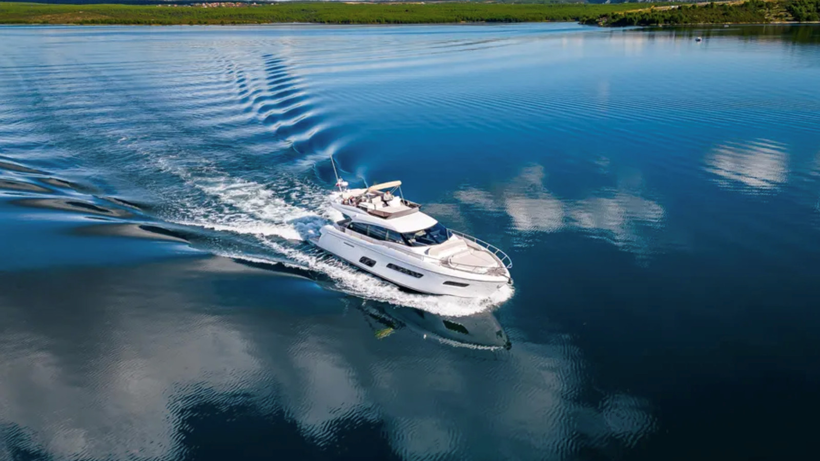 https://arconyachts.ams3.digitaloceanspaces.com/121294/conversions/large_4719259-optimize.jpg