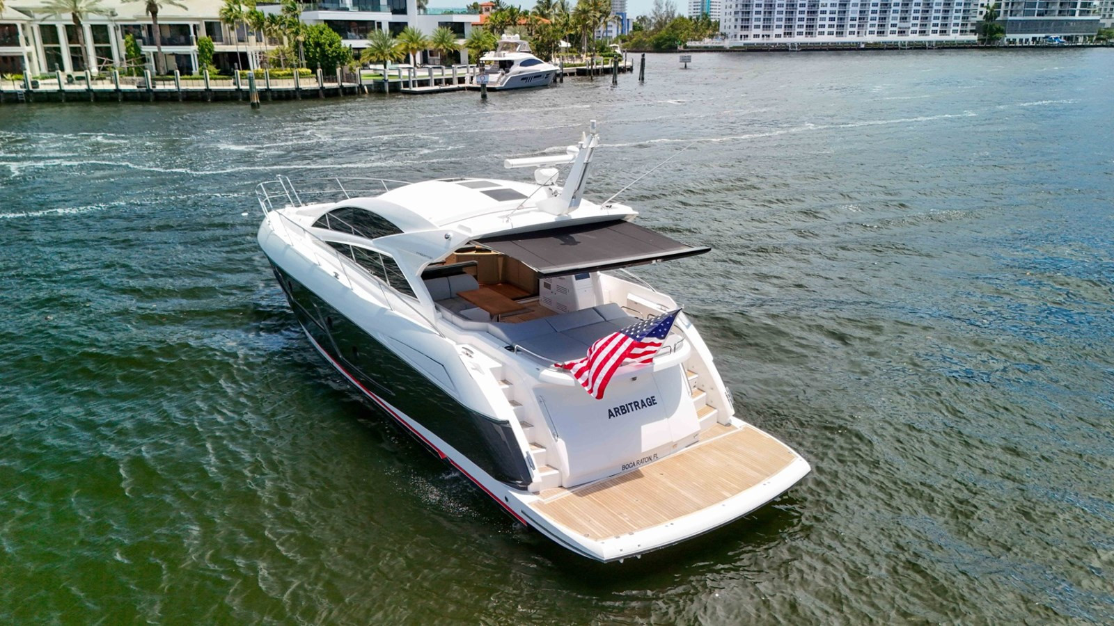 https://arconyachts.ams3.digitaloceanspaces.com/121311/conversions/large_4858297-optimize.jpg