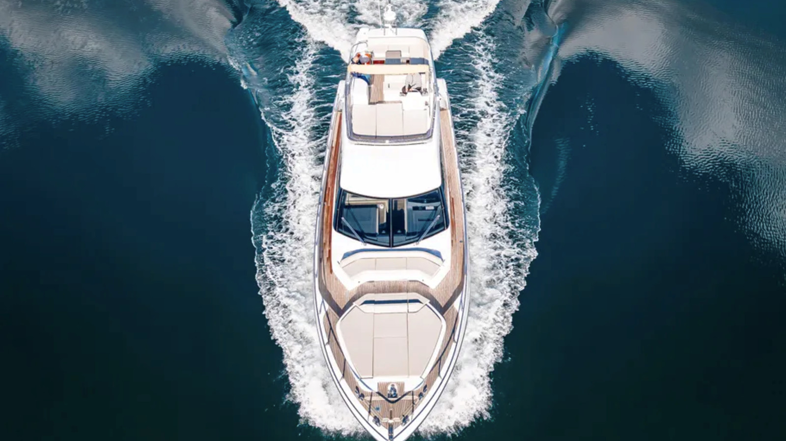 https://arconyachts.ams3.digitaloceanspaces.com/121408/conversions/large_4719290-optimize.jpg