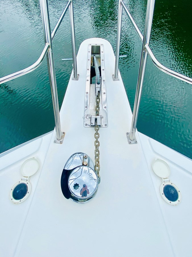 https://arconyachts.ams3.digitaloceanspaces.com/121478/conversions/large_3030527-optimize.jpg