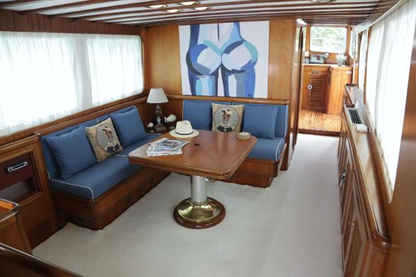 https://arconyachts.ams3.digitaloceanspaces.com/121614/conversions/large_3340647-optimize.jpg