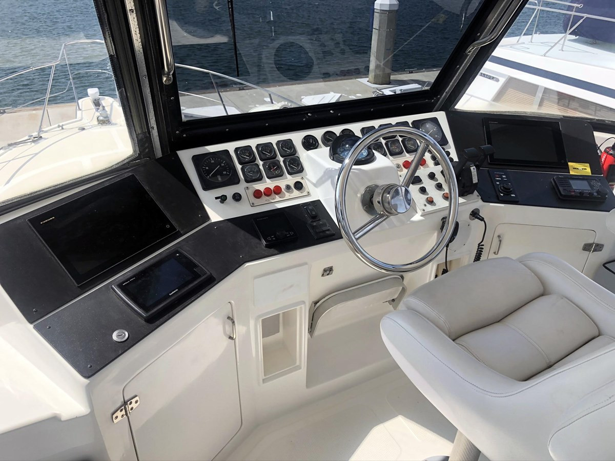 https://arconyachts.ams3.digitaloceanspaces.com/121670/conversions/large_3371119-optimize.jpg