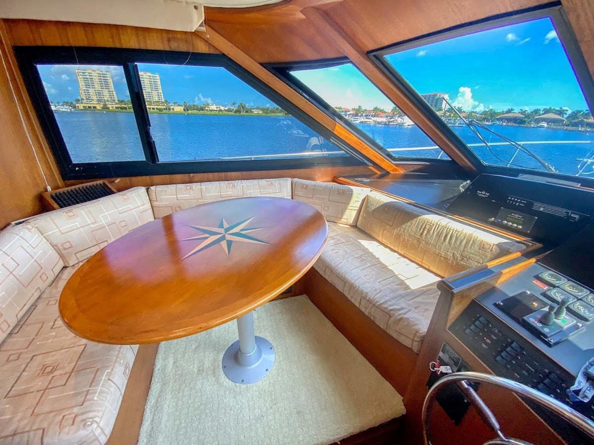 https://arconyachts.ams3.digitaloceanspaces.com/121733/conversions/large_3597697-optimize.jpg