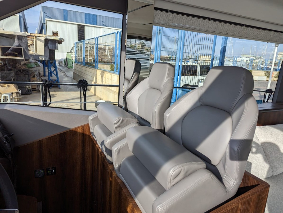 https://arconyachts.ams3.digitaloceanspaces.com/122046/conversions/large_4073830-optimize.jpg