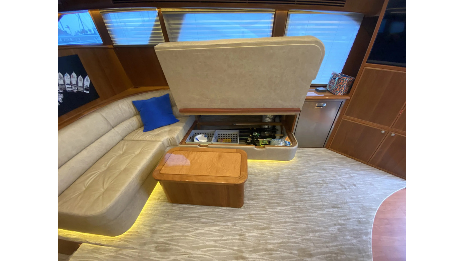 https://arconyachts.ams3.digitaloceanspaces.com/122234/conversions/large_4532699-optimize.jpg