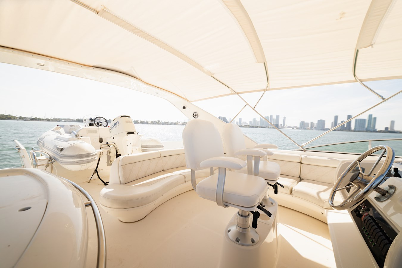 https://arconyachts.ams3.digitaloceanspaces.com/122302/conversions/large_4705658-optimize.jpg