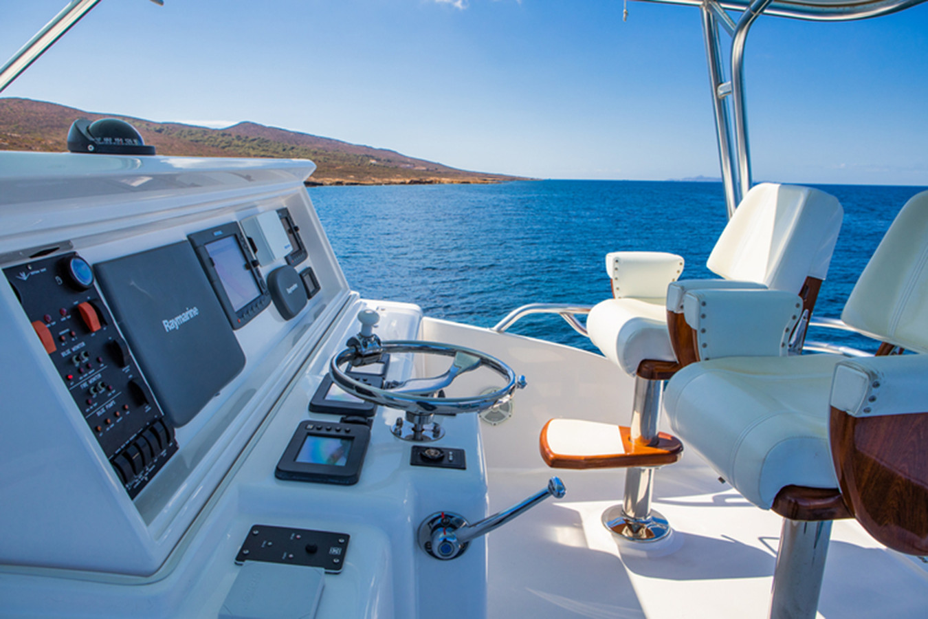 https://arconyachts.ams3.digitaloceanspaces.com/122405/conversions/large_4382064-optimize.jpg