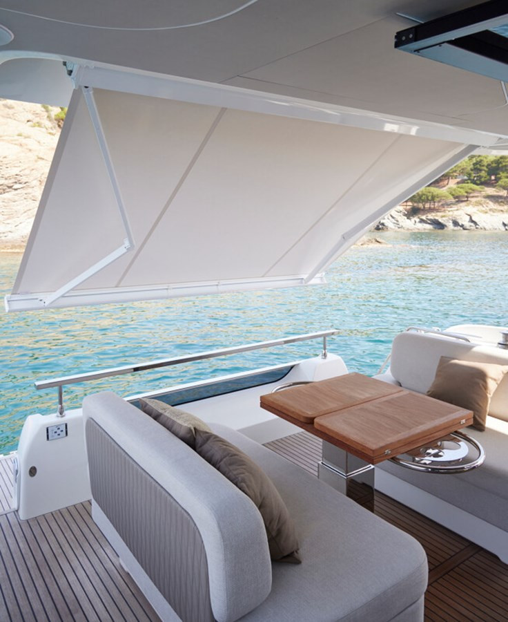 https://arconyachts.ams3.digitaloceanspaces.com/122559/conversions/large_4682247-optimize.jpg