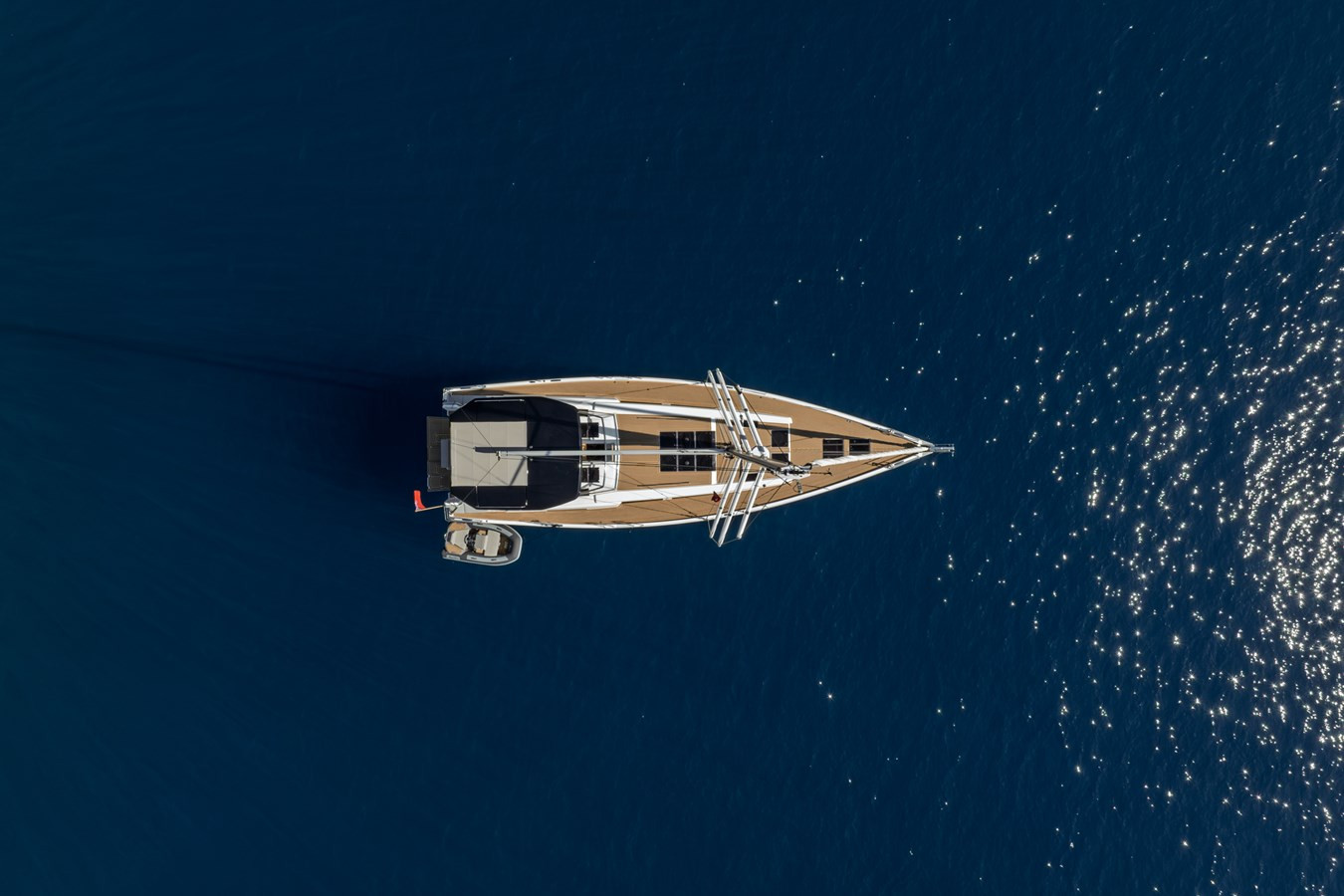https://arconyachts.ams3.digitaloceanspaces.com/122719/conversions/large_4405779-optimize.jpg