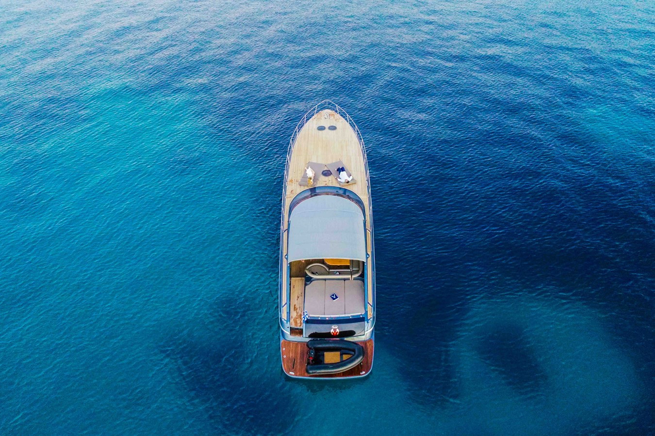 https://arconyachts.ams3.digitaloceanspaces.com/122725/conversions/large_4654208-optimize.jpg