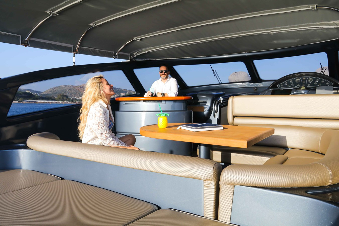 https://arconyachts.ams3.digitaloceanspaces.com/122734/conversions/large_4654211-optimize.jpg