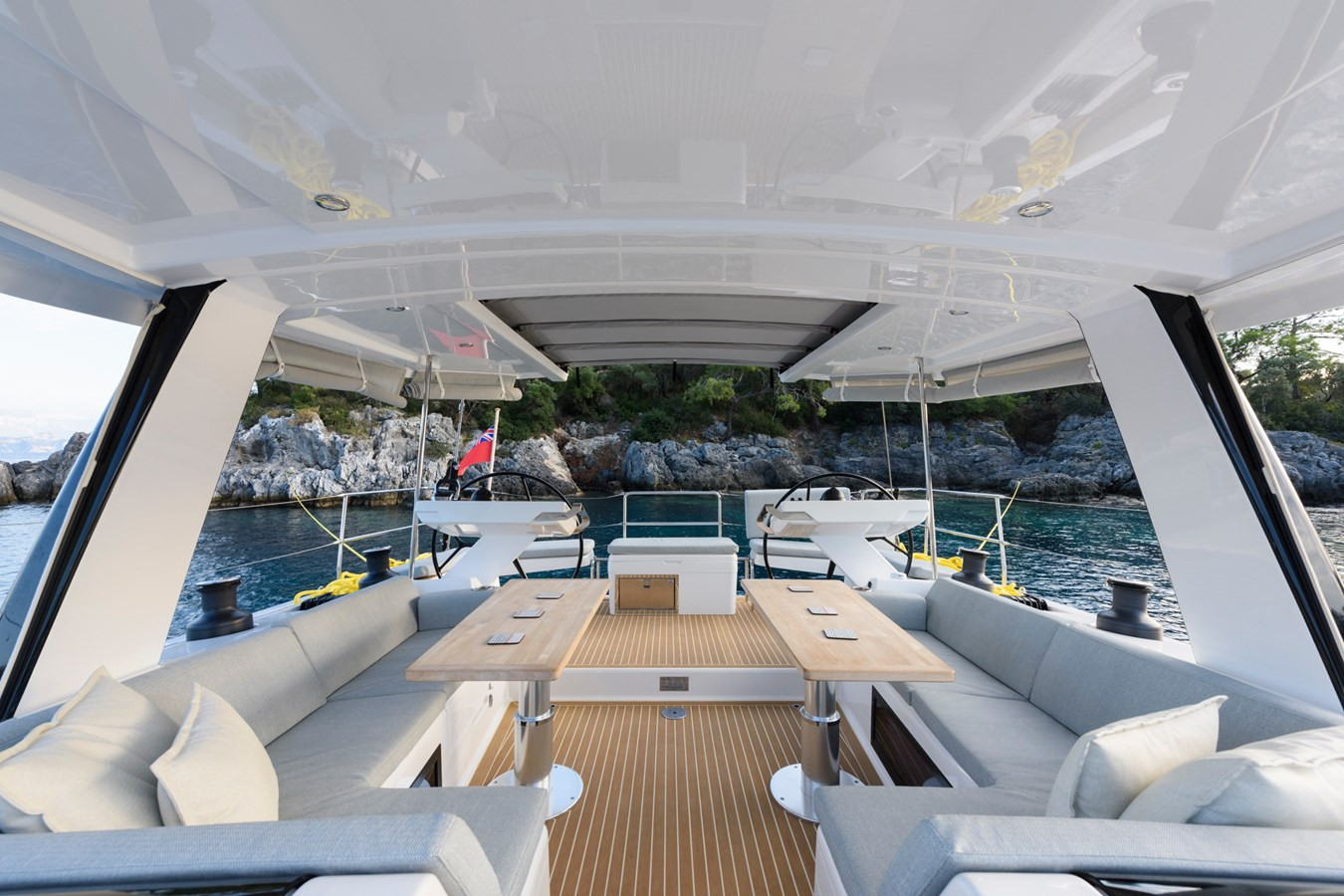 https://arconyachts.ams3.digitaloceanspaces.com/122794/conversions/large_4405807-optimize.jpg