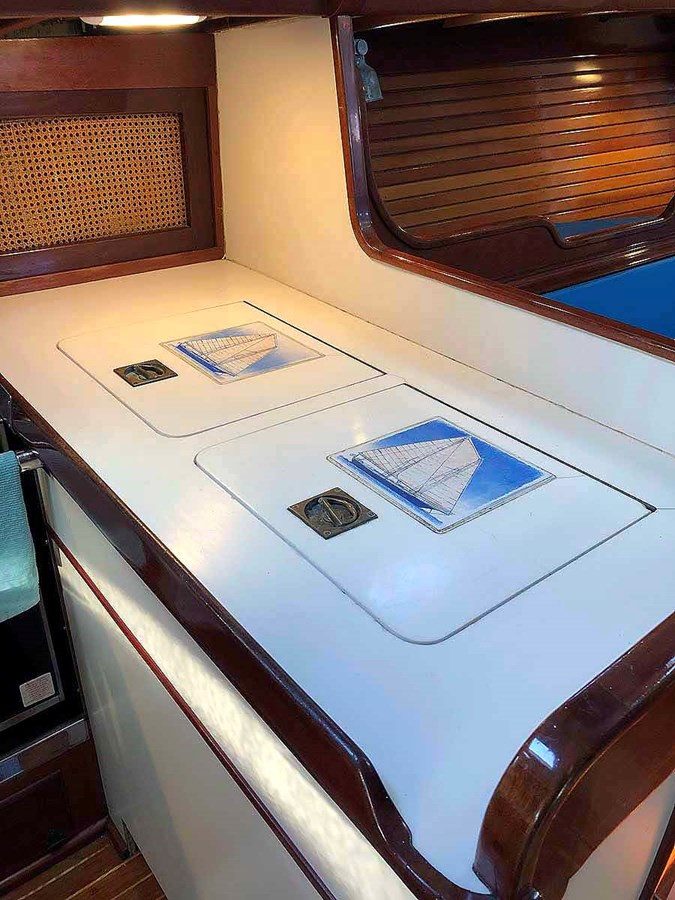 https://arconyachts.ams3.digitaloceanspaces.com/123000/conversions/large_3577000-optimize.jpg