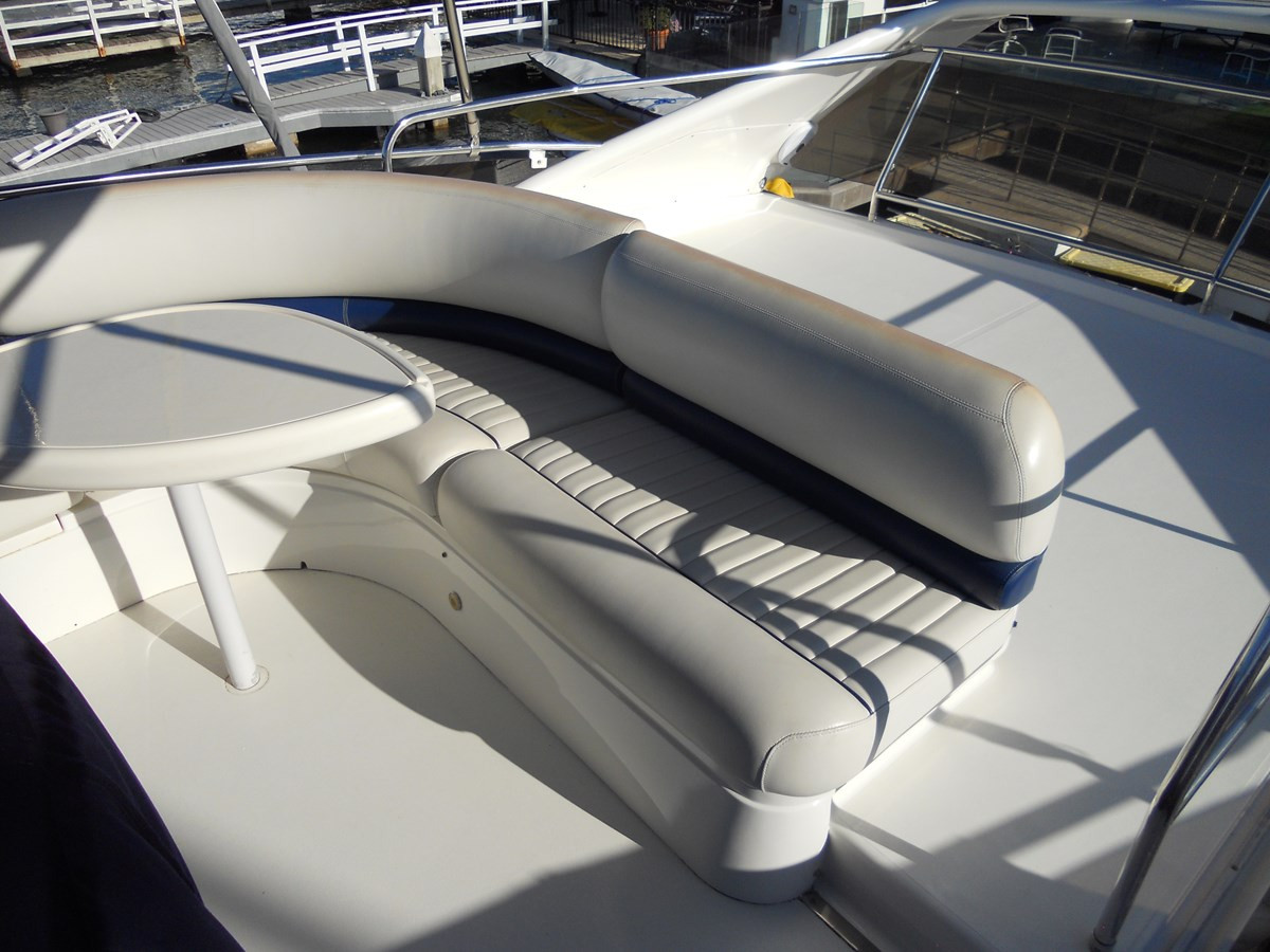https://arconyachts.ams3.digitaloceanspaces.com/123052/conversions/large_3007439-optimize.jpg