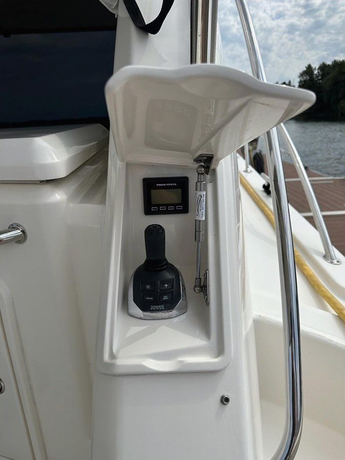 https://arconyachts.ams3.digitaloceanspaces.com/123504/conversions/large_4328648-optimize.jpg