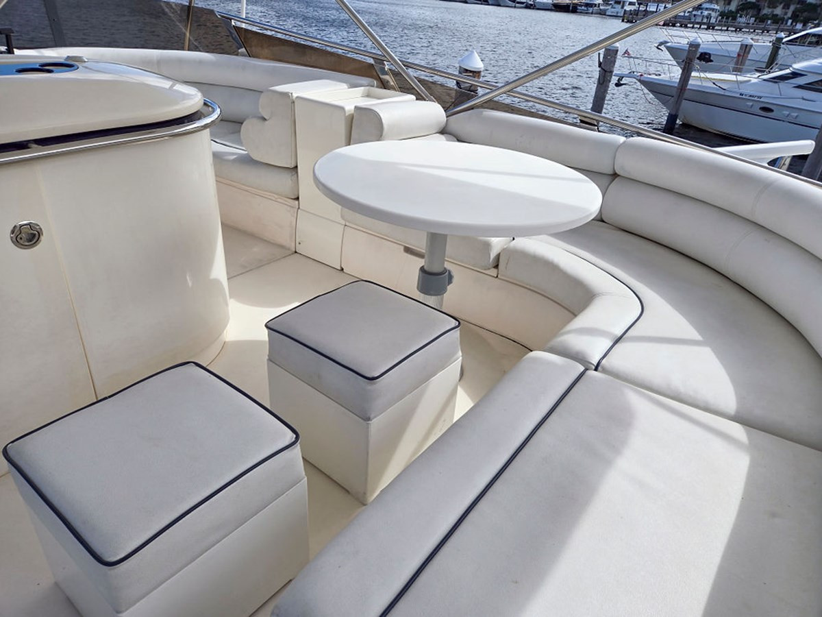 https://arconyachts.ams3.digitaloceanspaces.com/123616/conversions/large_4549031-optimize.jpg