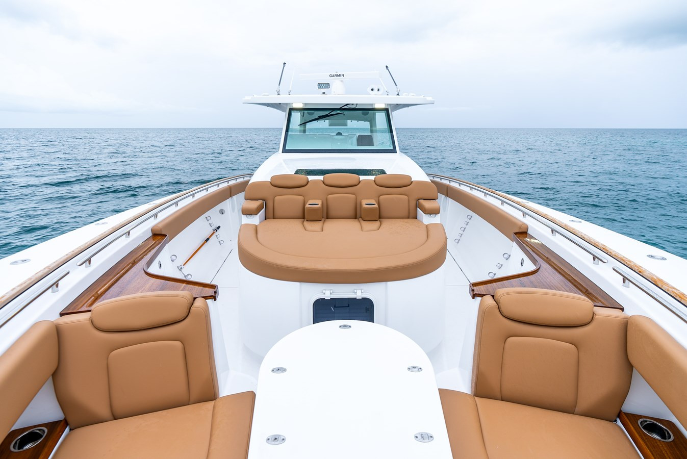 https://arconyachts.ams3.digitaloceanspaces.com/123680/conversions/large_4584677-optimize.jpg