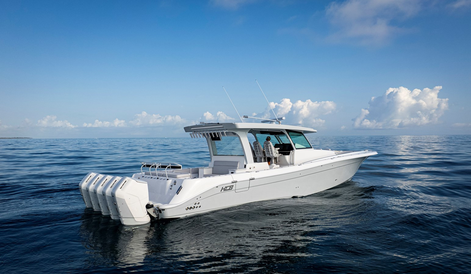 https://arconyachts.ams3.digitaloceanspaces.com/123702/conversions/large_4584839-optimize.jpg
