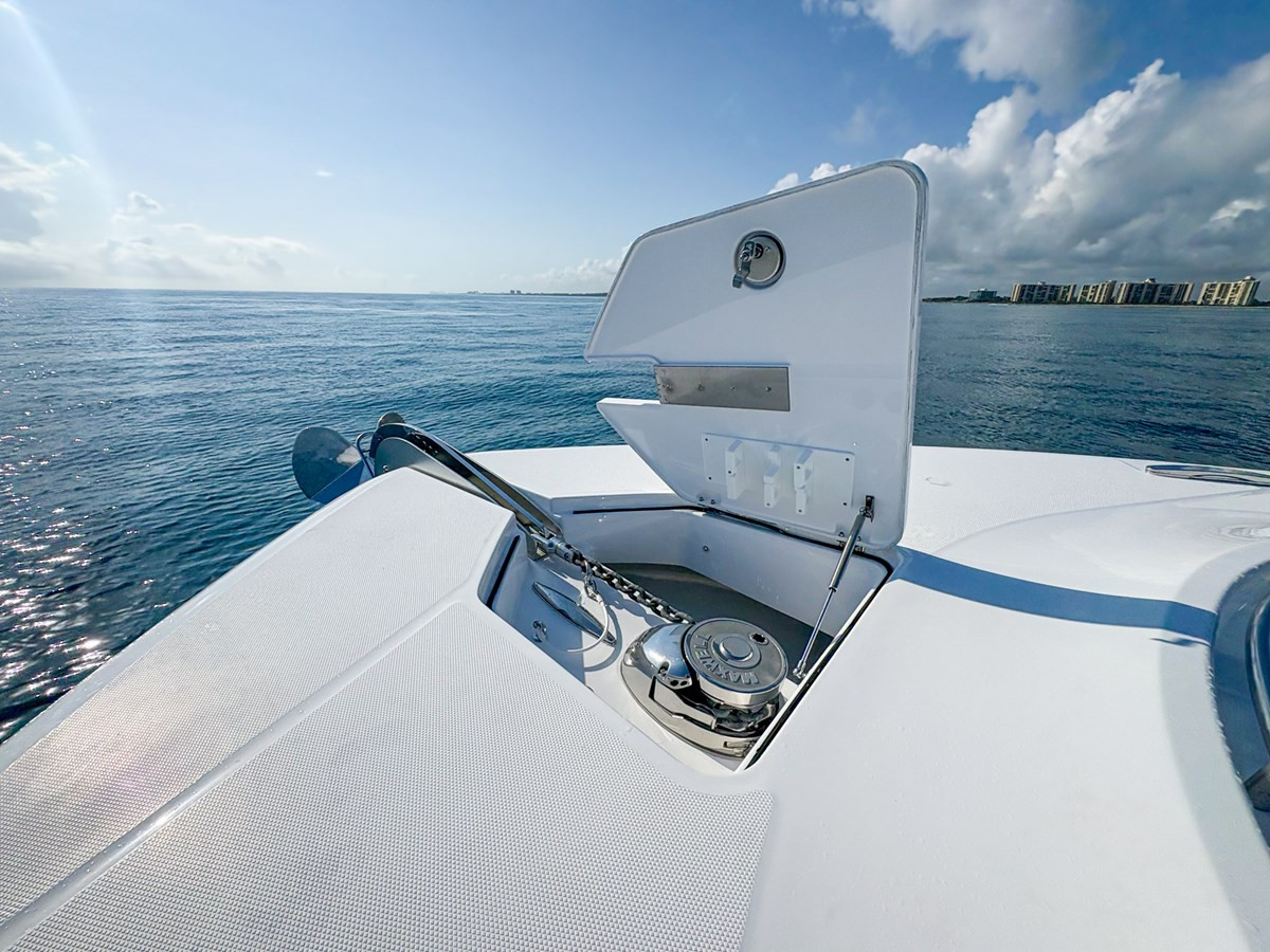 https://arconyachts.ams3.digitaloceanspaces.com/123760/conversions/large_4584855-optimize.jpg