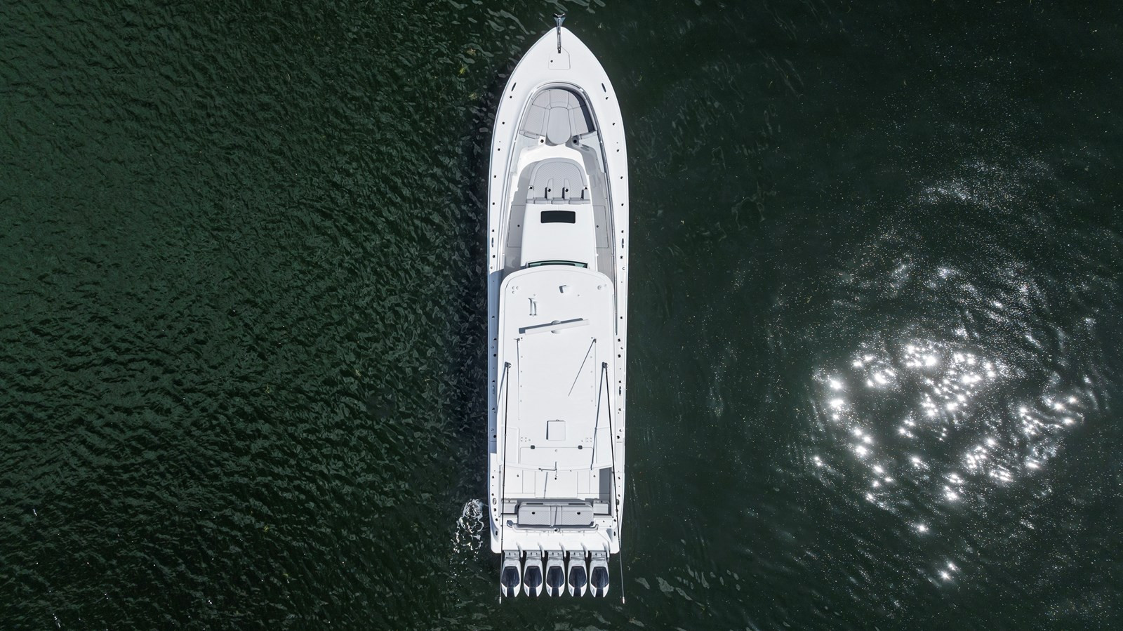 https://arconyachts.ams3.digitaloceanspaces.com/123920/conversions/large_4747262-optimize.jpg