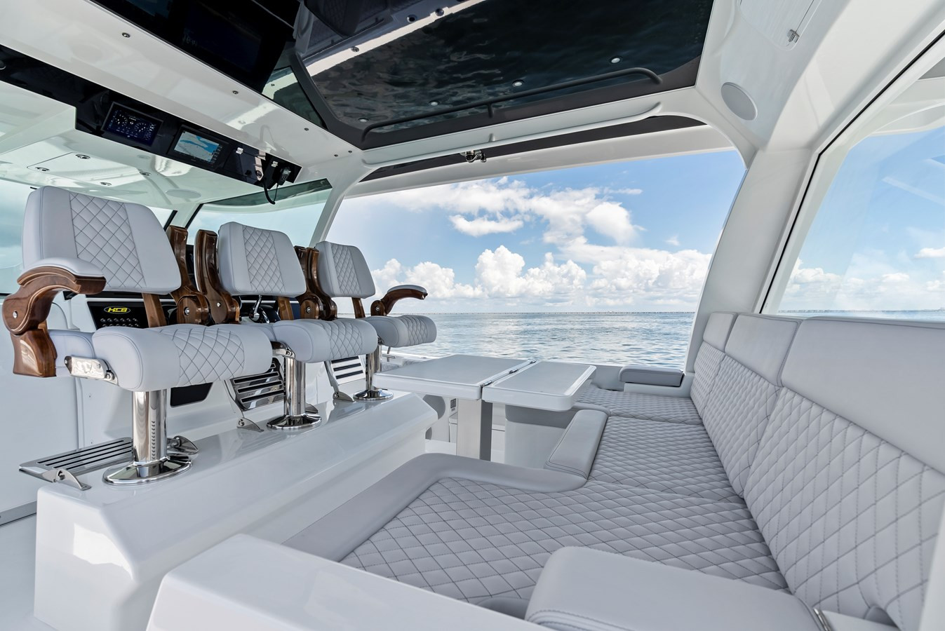 https://arconyachts.ams3.digitaloceanspaces.com/123946/conversions/large_4747312-optimize.jpg