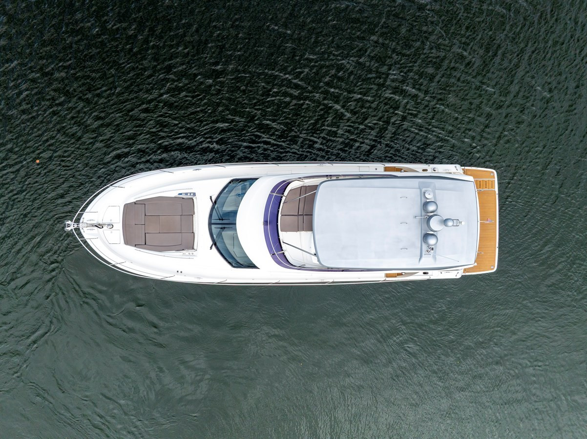 https://arconyachts.ams3.digitaloceanspaces.com/124004/conversions/large_4830665-optimize.jpg