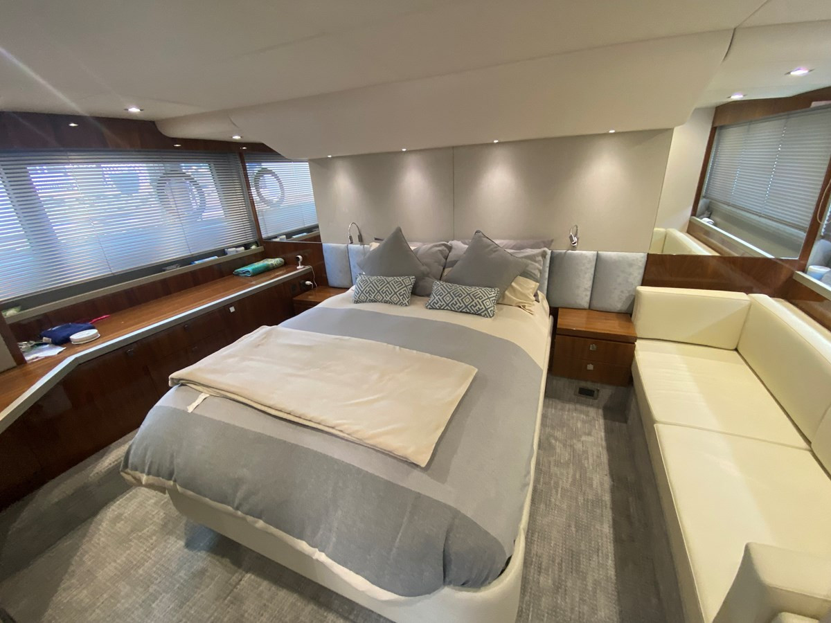 https://arconyachts.ams3.digitaloceanspaces.com/124073/conversions/large_4843387-optimize.jpg