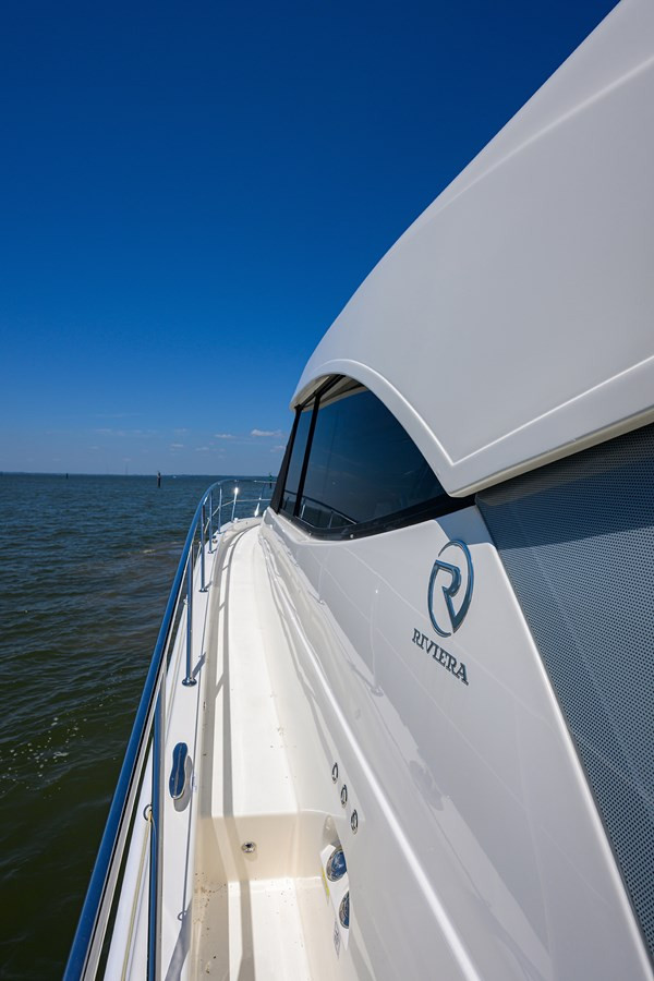 https://arconyachts.ams3.digitaloceanspaces.com/124145/conversions/large_4245418-optimize.jpg