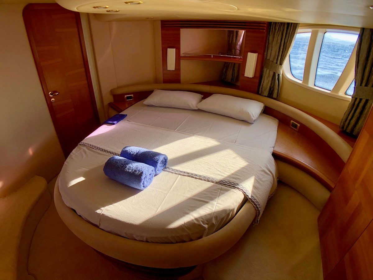 https://arconyachts.ams3.digitaloceanspaces.com/124296/conversions/large_4843562-optimize.jpg