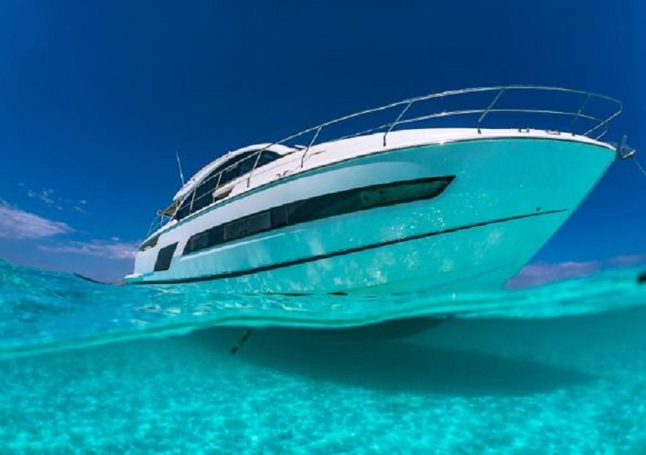 https://arconyachts.ams3.digitaloceanspaces.com/124323/conversions/large_3016121-optimize.jpg