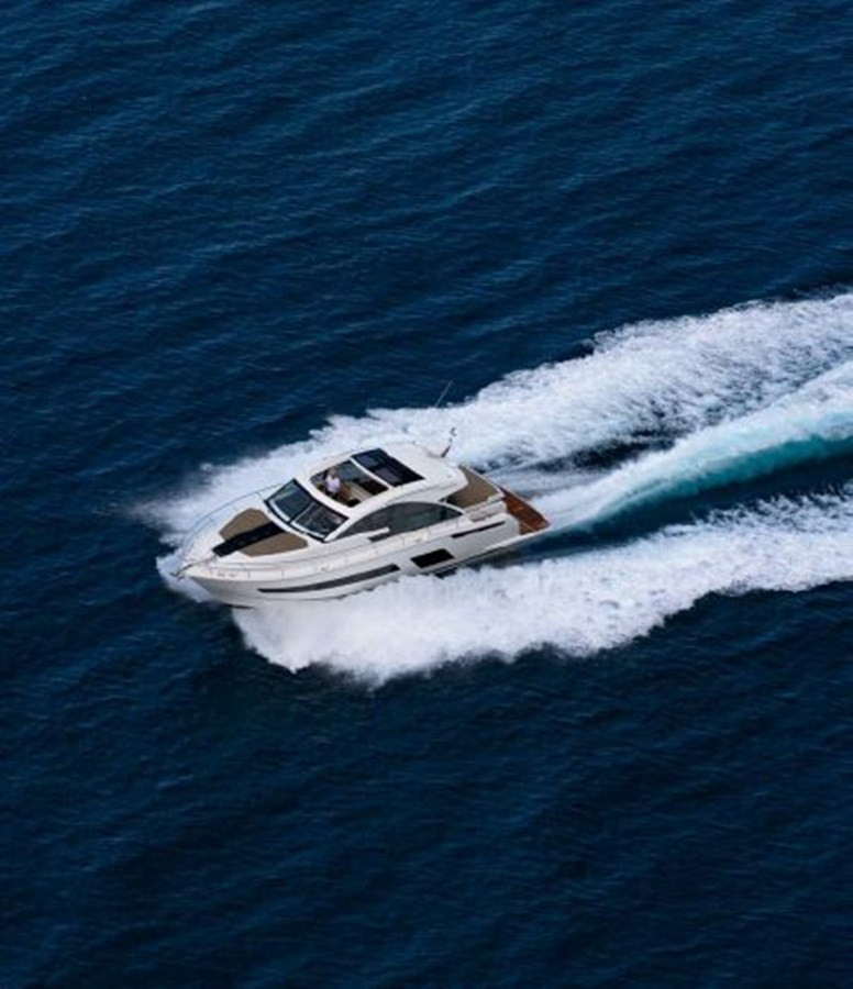 https://arconyachts.ams3.digitaloceanspaces.com/124337/conversions/large_3016126-optimize.jpg