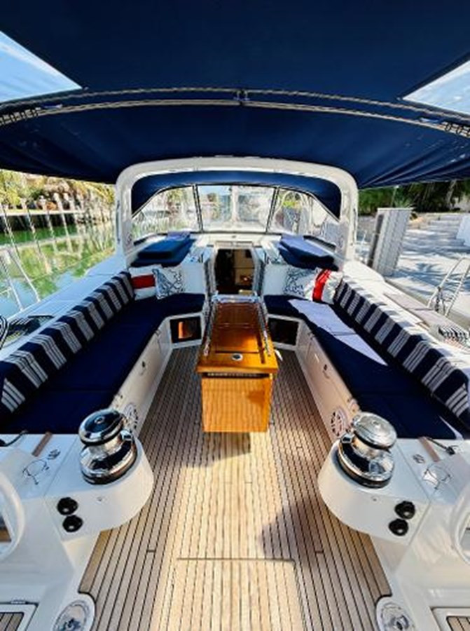 https://arconyachts.ams3.digitaloceanspaces.com/124393/conversions/large_4607340-optimize.jpg