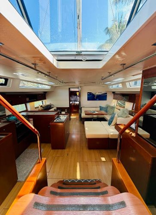 https://arconyachts.ams3.digitaloceanspaces.com/124405/conversions/large_4607344-optimize.jpg