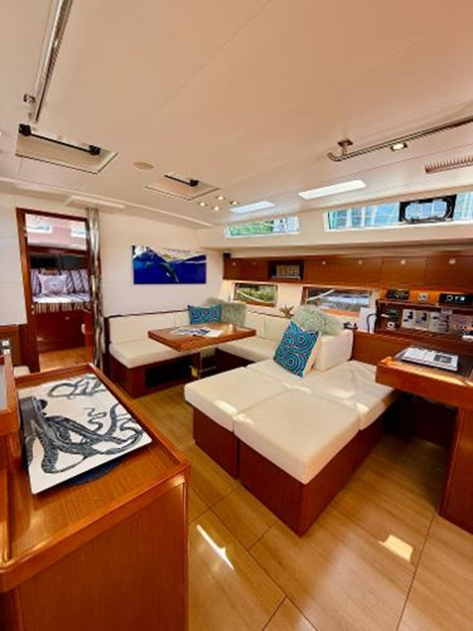 https://arconyachts.ams3.digitaloceanspaces.com/124413/conversions/large_4607347-optimize.jpg