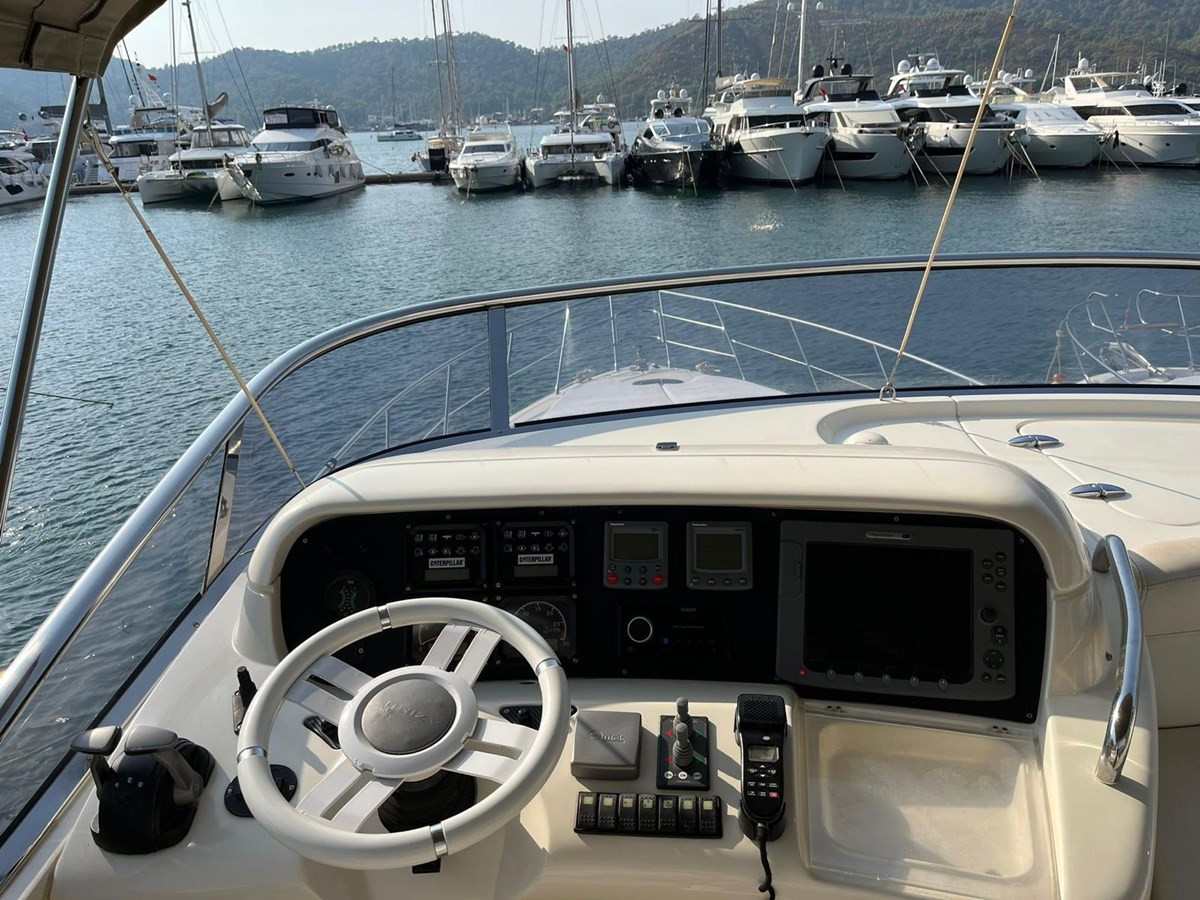 https://arconyachts.ams3.digitaloceanspaces.com/124472/conversions/large_4330992-optimize.jpg