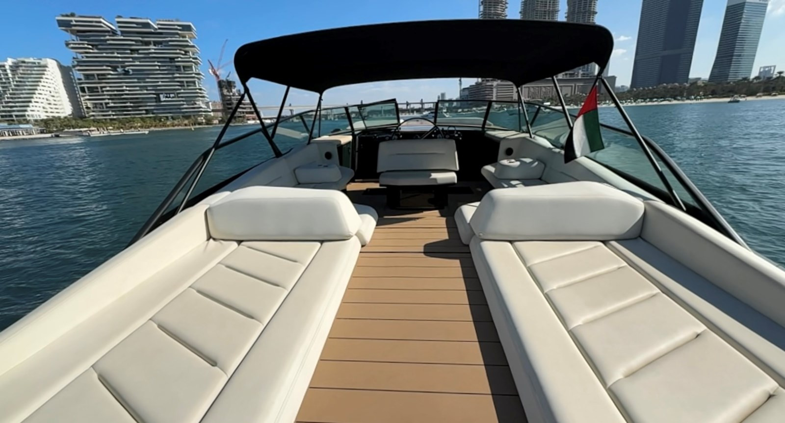 https://arconyachts.ams3.digitaloceanspaces.com/124585/conversions/large_4460207-optimize.jpg