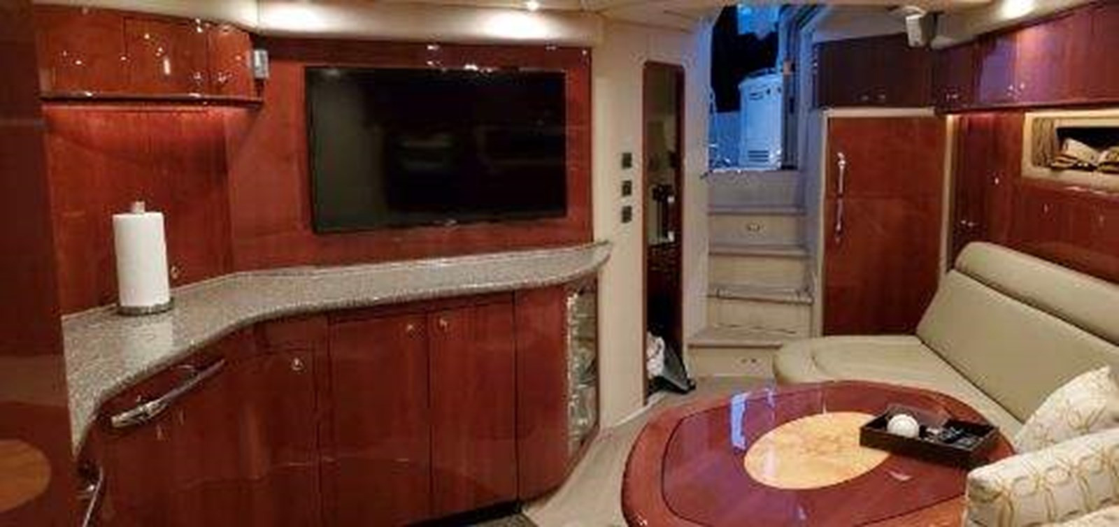 https://arconyachts.ams3.digitaloceanspaces.com/124631/conversions/large_3325197-optimize.jpg