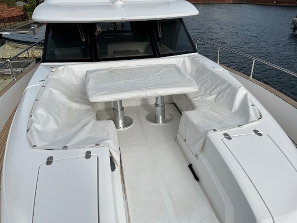 https://arconyachts.ams3.digitaloceanspaces.com/124645/conversions/large_4548953-optimize.jpg