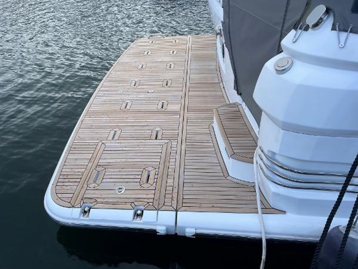 https://arconyachts.ams3.digitaloceanspaces.com/124655/conversions/large_4548956-optimize.jpg