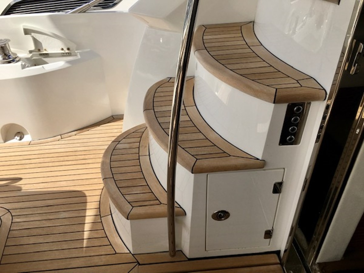 https://arconyachts.ams3.digitaloceanspaces.com/124873/conversions/large_2881972-optimize.jpg
